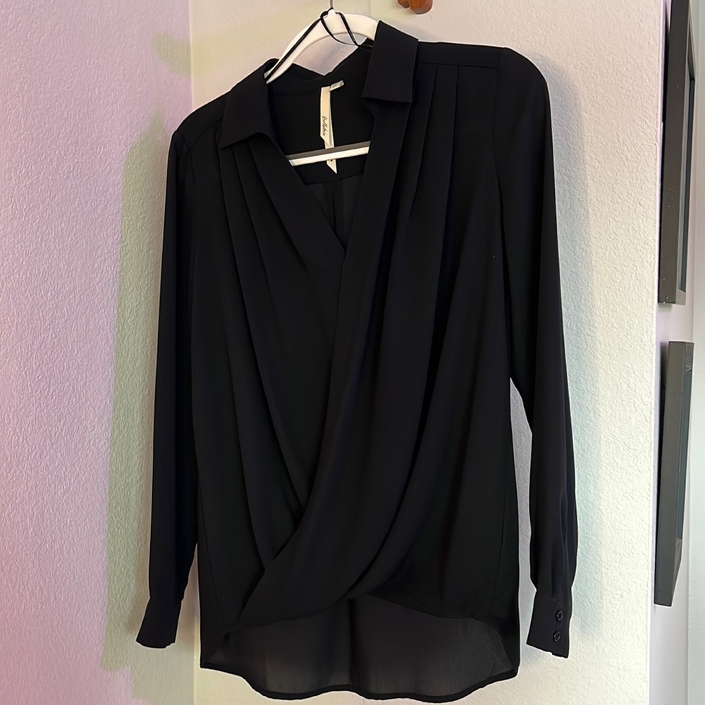 Bellatrix dress shirt. Chic. Black. S. Business casual